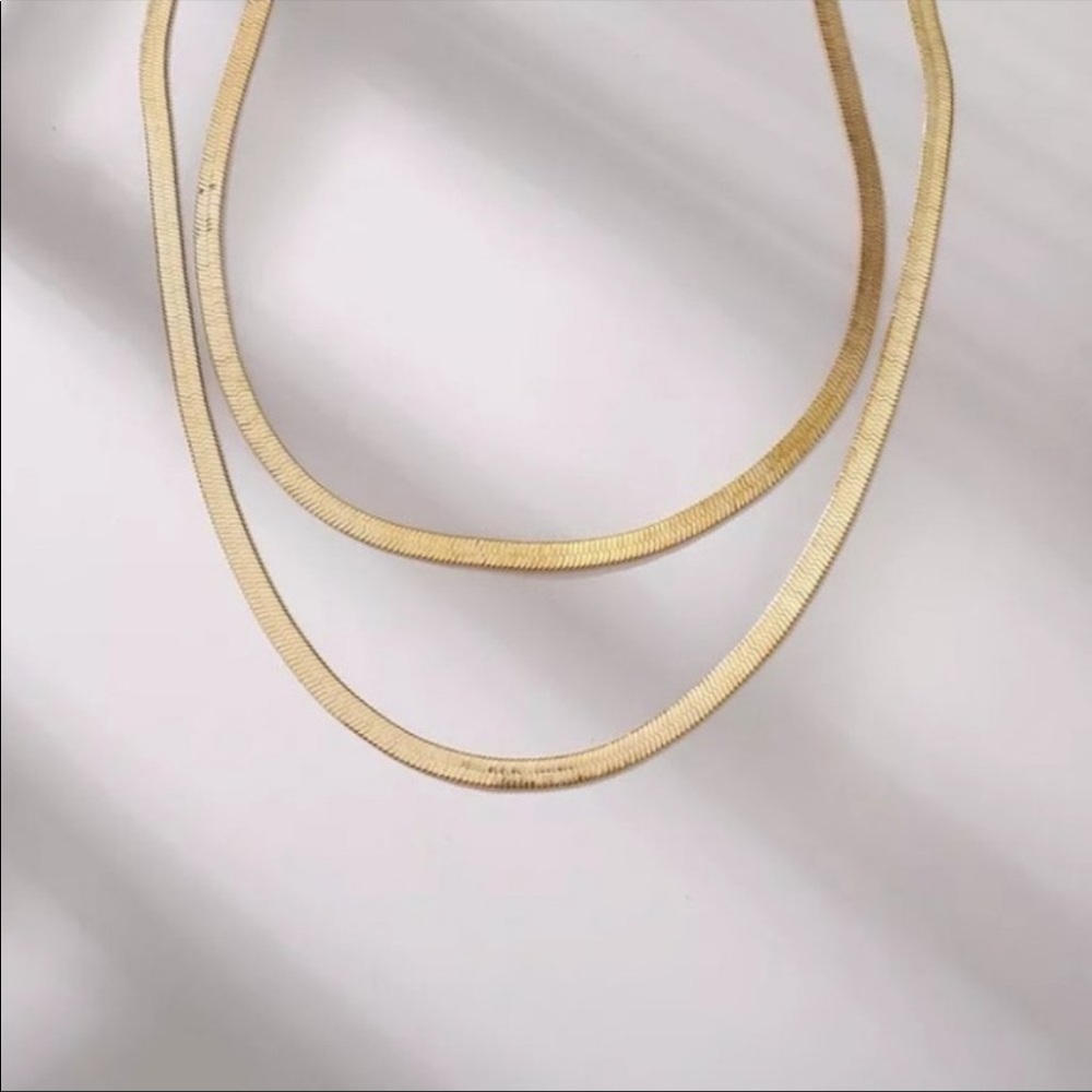 NEW 18K GOLD DOUBLE-LAYERED SNAKE NECKLACE - Picture 3 of 4